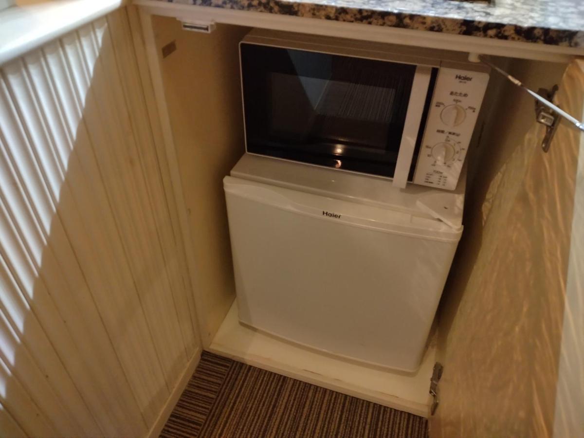 ホテル ベニ ウエスト 大人専用 Осака Экстерьер фото
